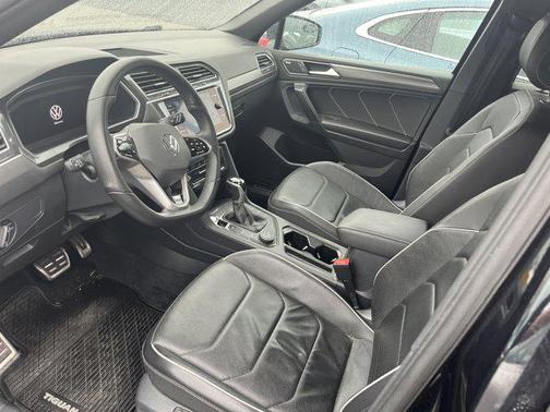 2022 Volkswagen Tiguan 2.0T SEL R-Line 4MOTION