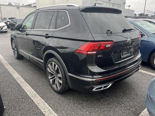 2022 Volkswagen Tiguan 2.0T SEL R-Line 4MOTION