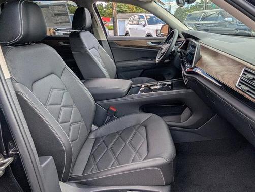 2026 Volkswagen Atlas 2.0T SE w/Technology 4MOTION