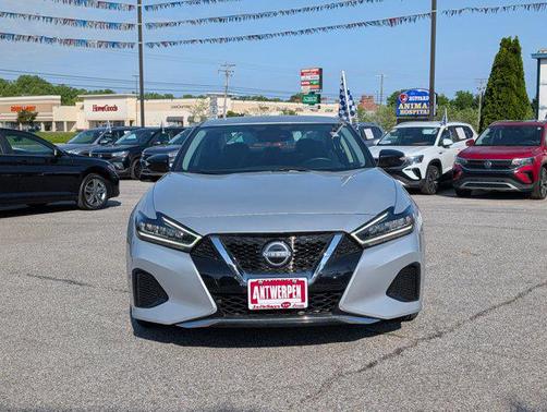 2023 Nissan Maxima SV Xtronic CVT