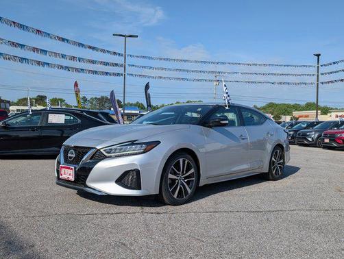 2023 Nissan Maxima SV Xtronic CVT