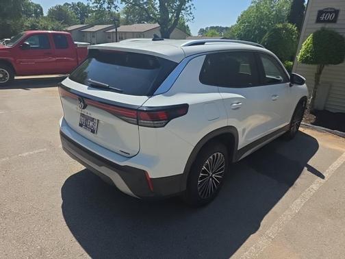 Pure White 2025 Volkswagen Tiguan 2.0T S 4MOTION