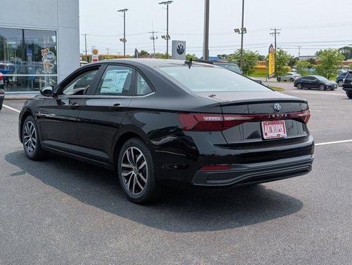 2025 Volkswagen Jetta 1.5T SE