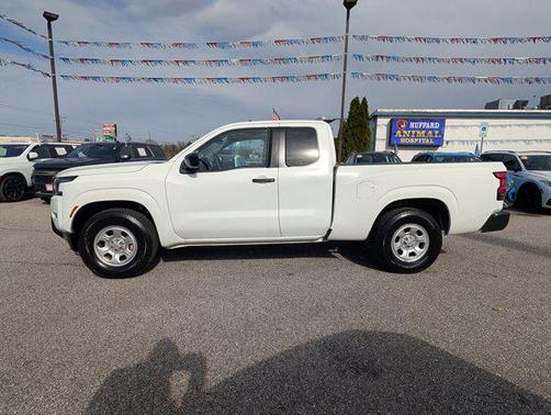 Glacier White 2024 Nissan Frontier S