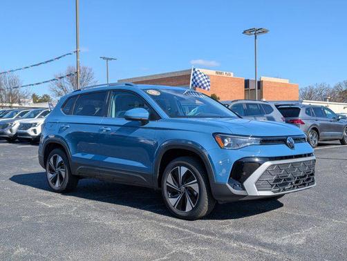 2025 Volkswagen Taos 1.5T SE