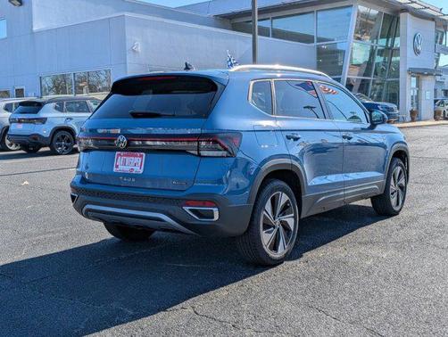 2025 Volkswagen Taos 1.5T SE