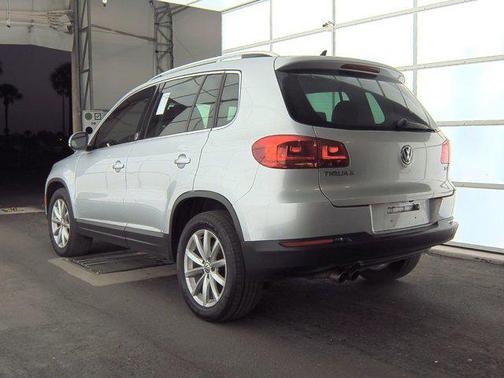 2017 Volkswagen Tiguan 2.0T Wolfsburg Edition