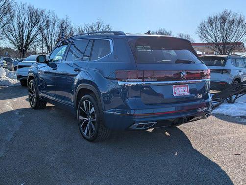 2025 Volkswagen Atlas 2.0T SEL Premium R-Line 4MOTION