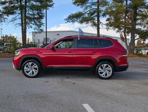 2022 Volkswagen Atlas 3.6L SE w/Technology