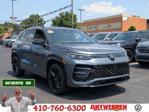 2025 Volkswagen Tiguan 2.0T SE R-Line Black 4MOTION