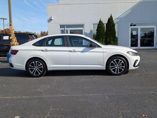 2025 Volkswagen Jetta 1.5T Sport