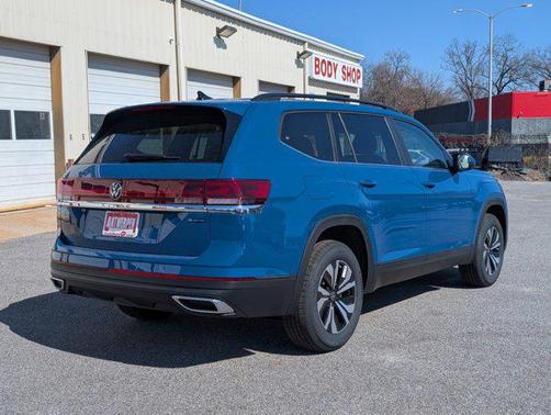 2025 Volkswagen Atlas 2.0T SE