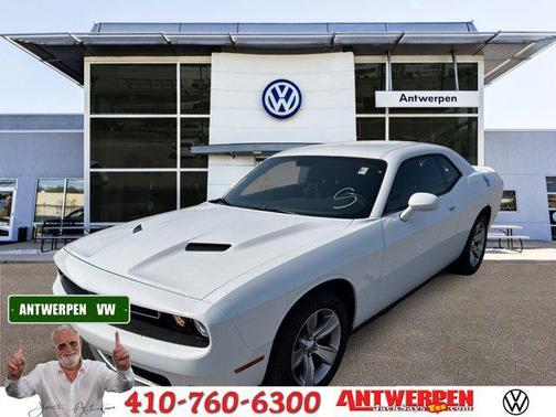 2022 Dodge Challenger SXT