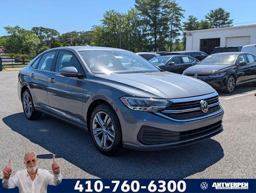 Platinum Gray Metallic 2024 Volkswagen Jetta 1.5T SE