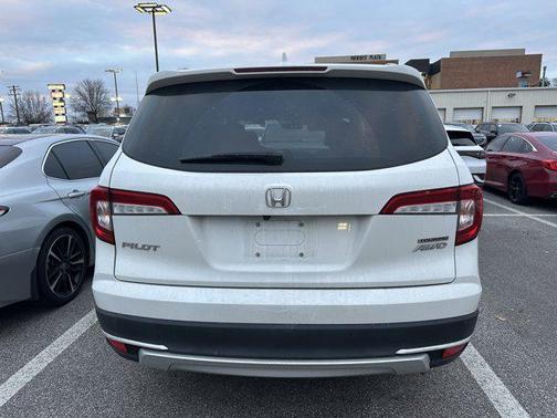 2020 Honda Pilot Touring 8-Passenger