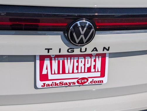 Sandstone w/Deep Black Roof 2026 Volkswagen Tiguan 2.0T SE R-Line Black