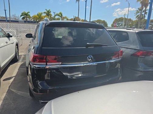 2023 Volkswagen Atlas 3.6L SE w/Technology
