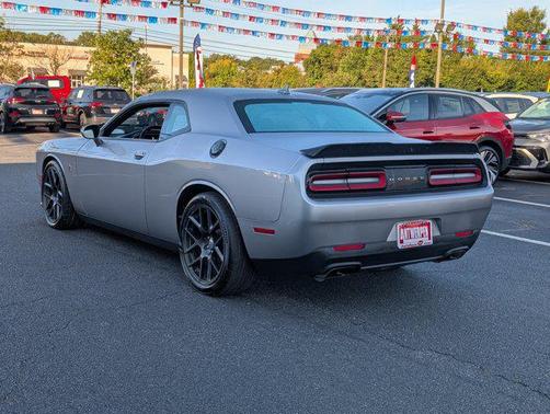 2016 Dodge Challenger R/T Scat Pack