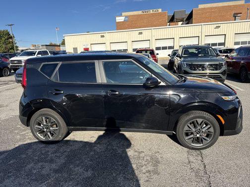 2022 Kia Soul EX