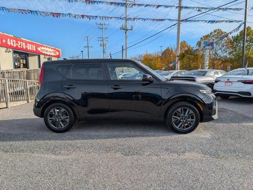 2022 Kia Soul EX