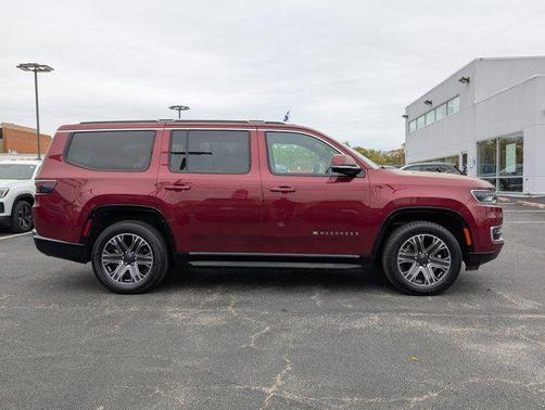 2022 Jeep Wagoneer Series III 4x2
