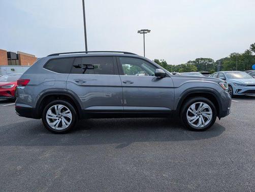 2021 Volkswagen Atlas 3.6L SE w/Technology