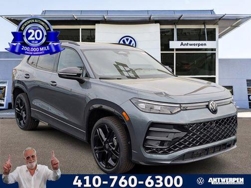 platinum gray metallic 2026 Volkswagen Tiguan 2.0T SE R-Line Black 4MOTION