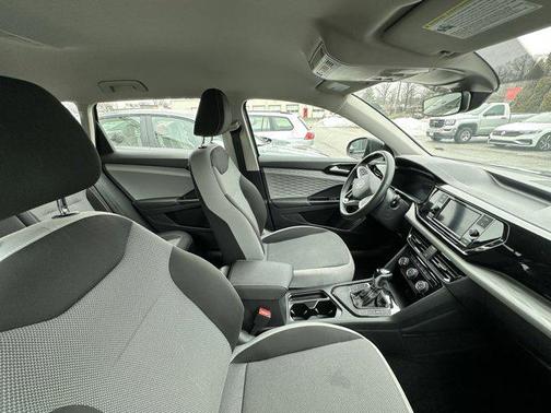 2024 Volkswagen Taos 1.5T S