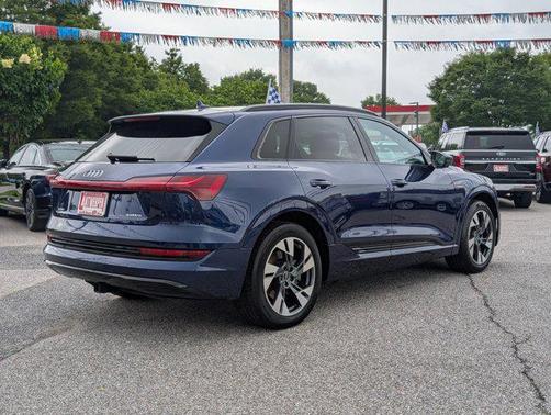 2022 Audi e-tron Premium