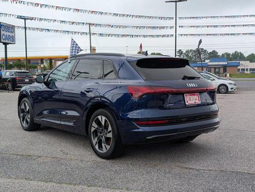 2022 Audi e-tron Premium