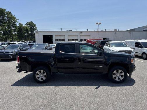2017 GMC Canyon SLE