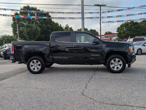 2017 GMC Canyon SLE