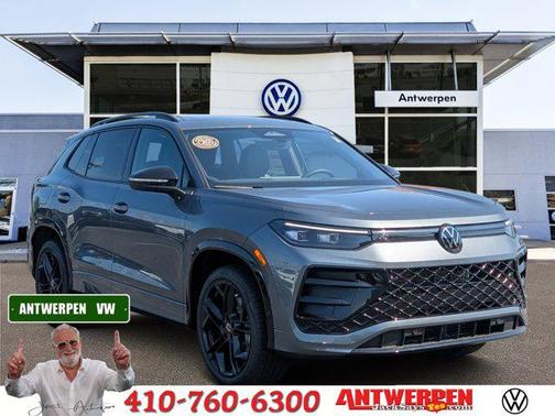 2025 Volkswagen Tiguan 2.0T SE R-Line Black 4MOTION