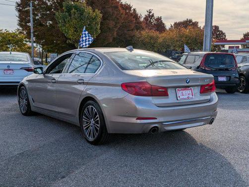 2017 BMW 530 530i