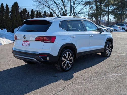 2022 Volkswagen Taos 1.5T SE