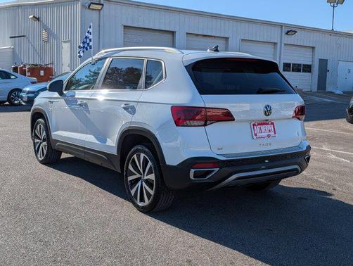 2022 Volkswagen Taos 1.5T SE