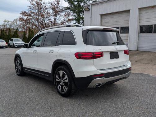 2024 Mercedes-Benz GLB 250 4MATIC