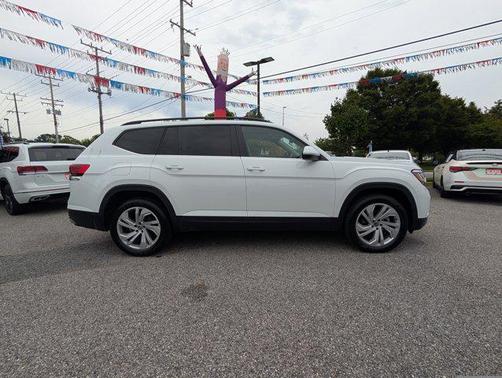 2022 Volkswagen Atlas 3.6L SE w/Technology