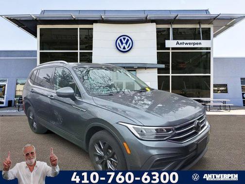Platinum Gray Metallic 2023 Volkswagen Tiguan 2.0T SE 4MOTION