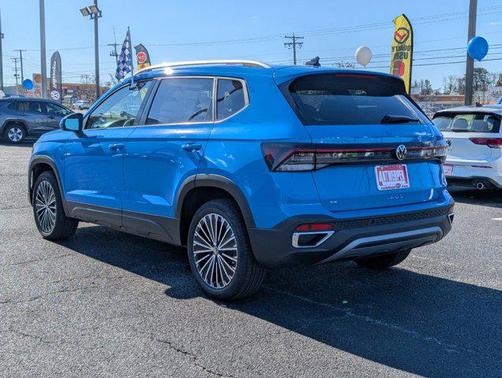 2025 Volkswagen Taos 1.5T SE