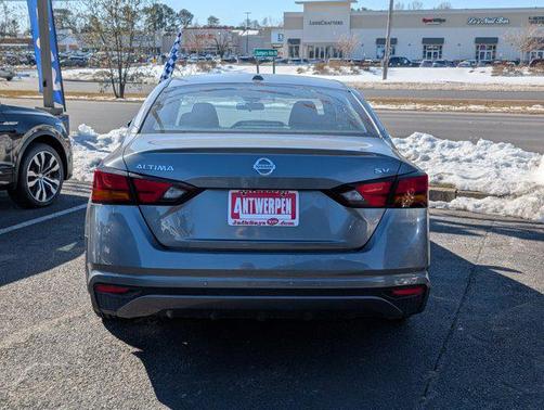 2022 Nissan Altima 2.5 SV