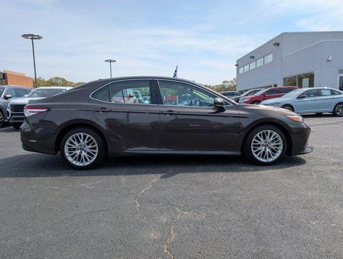 2018 Toyota Camry XLE
