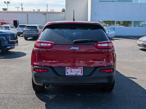 2017 Jeep Cherokee Sport