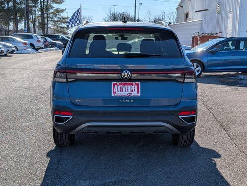 2025 Volkswagen Taos 1.5T SE
