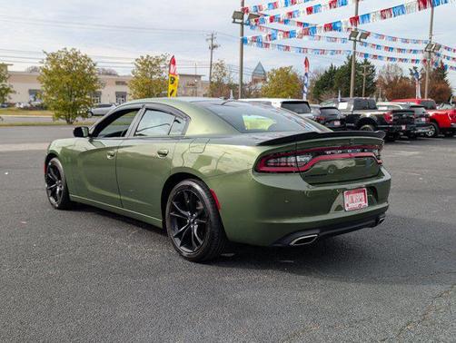 2018 Dodge Charger SXT