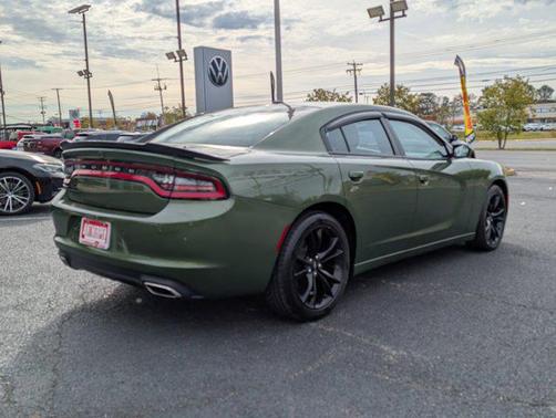2018 Dodge Charger SXT