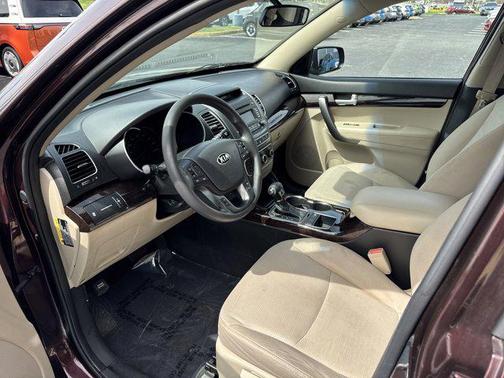 2015 Kia Sorento LX