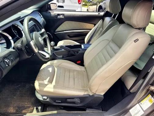2014 Ford Mustang GT Premium