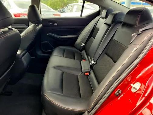 2021 Nissan Altima SR Intelligent AWD