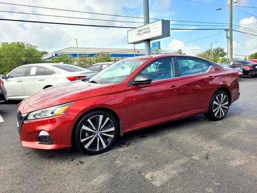 2021 Nissan Altima SR Intelligent AWD